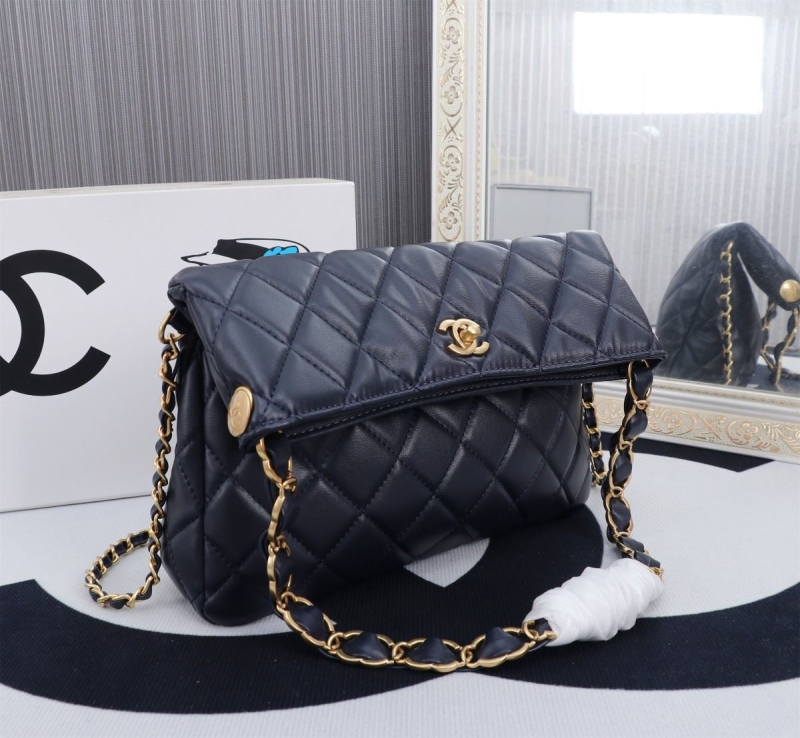 Ch**el shopping bags